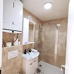 Twin 2 公寓 卢布尔雅那